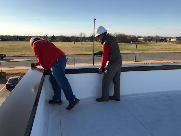 Simon Roofing & Restoration Inc