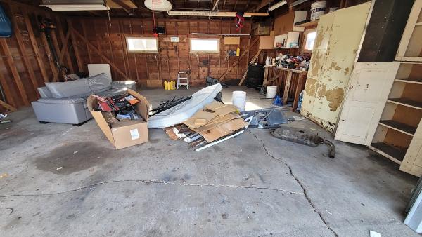 Olo Hauling & Junk Removal LLC