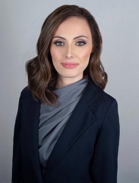 Alexis Augello Award-Winning CT Realtor