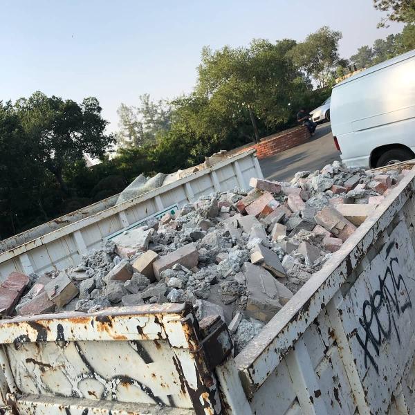 Peninsula Debris Box