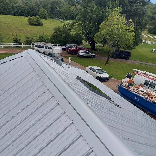 M.R. Roofing Construction LLC