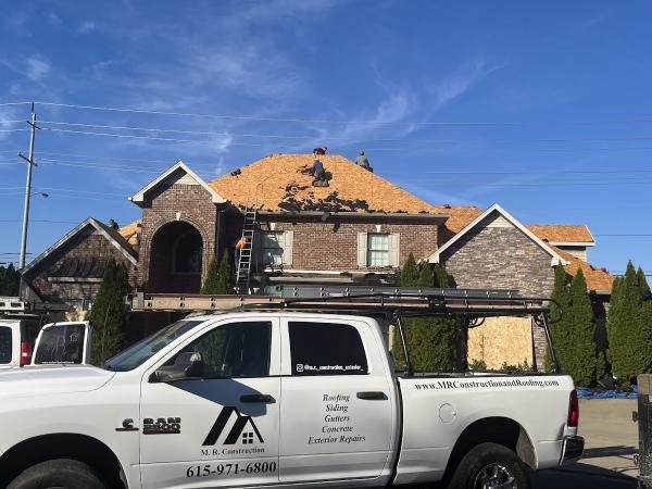 M.R. Roofing Construction LLC