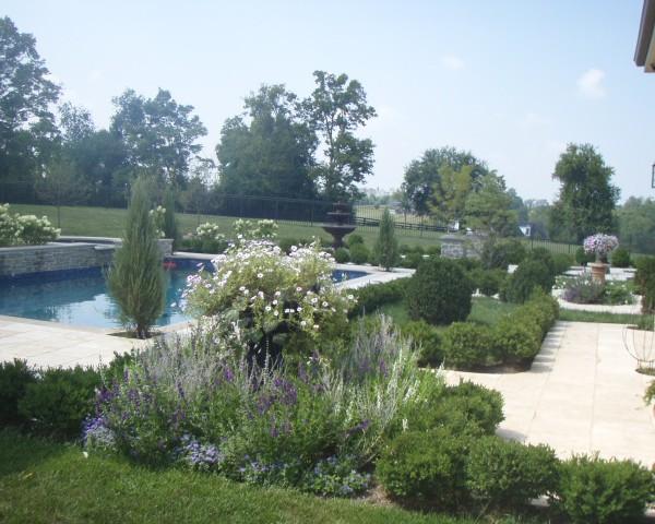 R. W. Thompson Landscaping