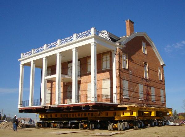Wolfe House & Building Movers