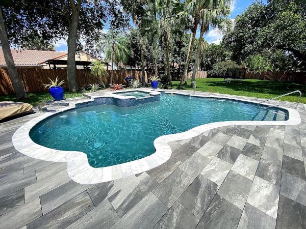 Squalo Pools