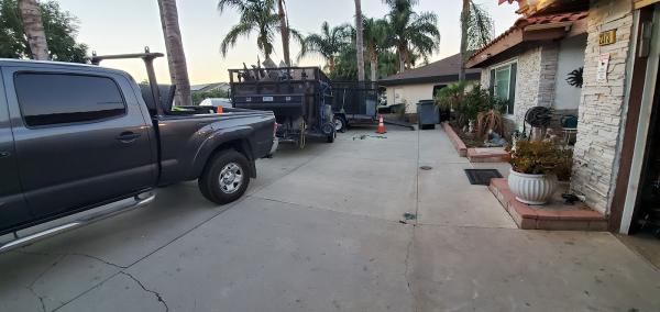 IE Junk Removal- Trash and Jacuzzi Removal