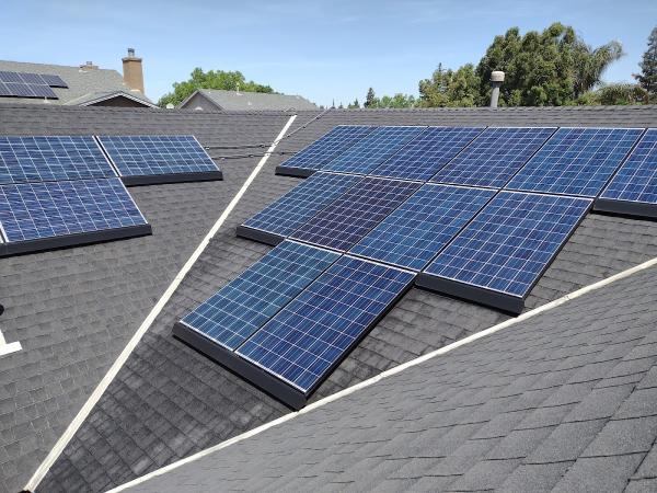 Aloha Window and Solar Panel Cleaning