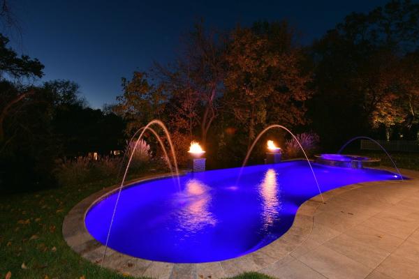 SJ Pools and Landscaping LLC