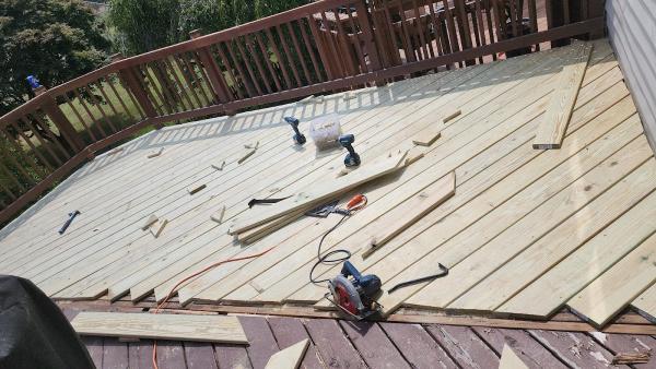 Estrada Services LLC