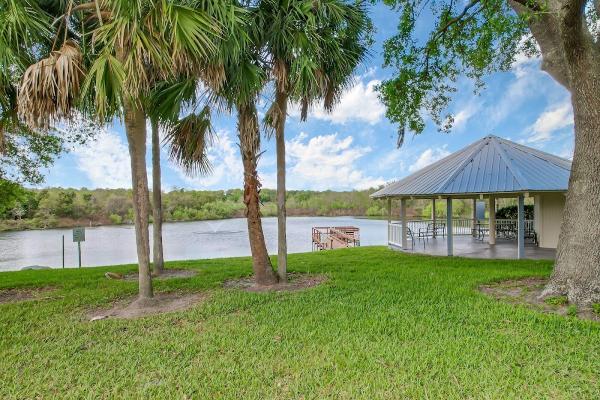 Zellwood Properties LLC