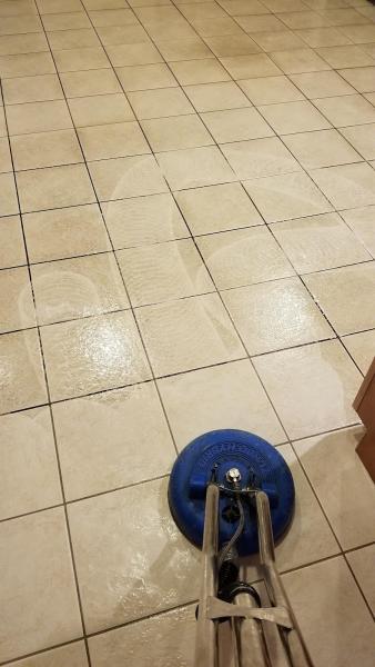 SE Cleaners LLC