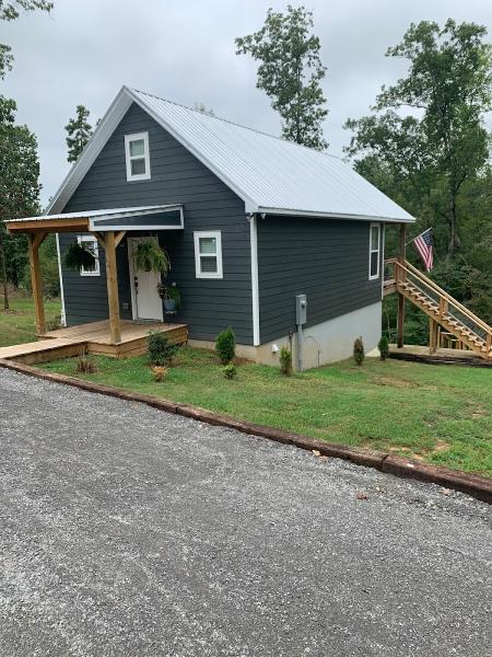 Burnett Roofing & Construction