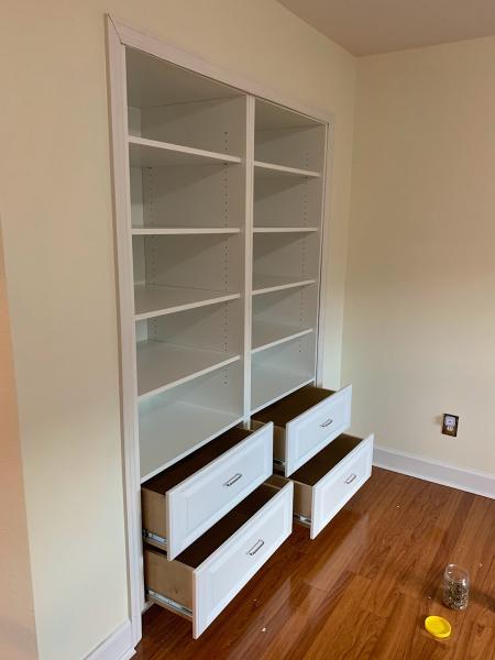 Designer Closets & Cabinets