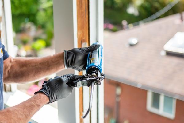 Reglaze Windows & Installation