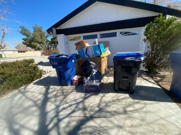 Family Junk Removal and Cleaning Service LLC