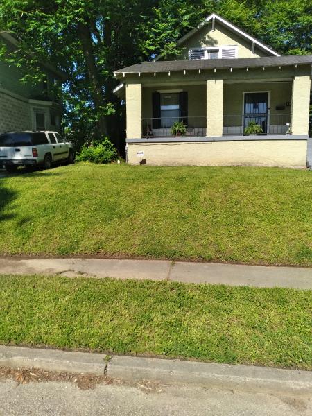 Sara's Lawn and Landscaping