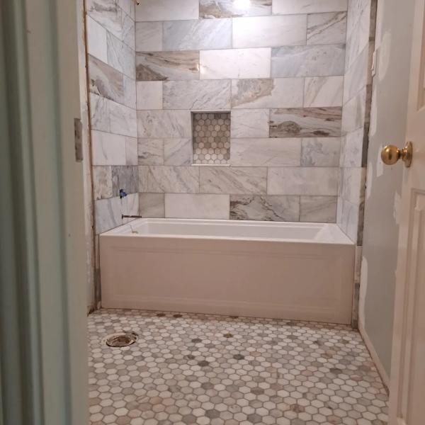 Perez Tile Installation