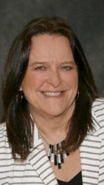 Re/Max Advantage:luann Defouw
