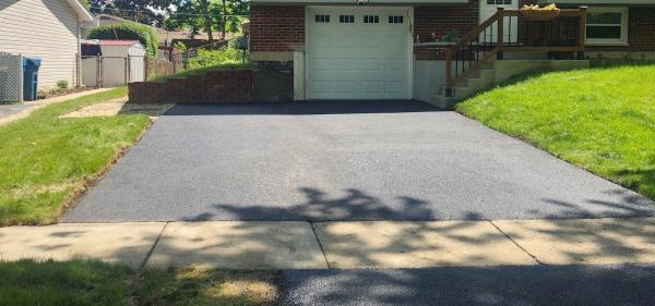 Jj's Seal Coating & Striping Inc.