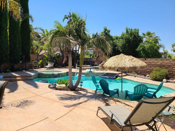 Pacific Pools & Patios