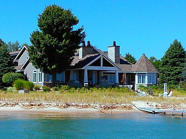 Traverse Homes LLC