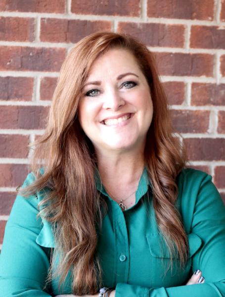 Lisa Gray Realtor: Benchmark Realty