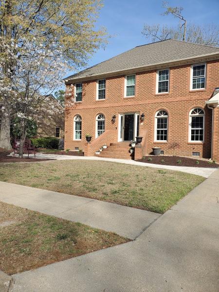 Aubrey's Tree Service & Landscaping