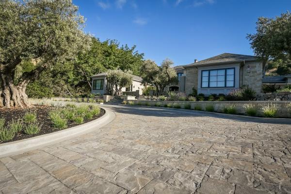 Kiwi Pavers Inc.