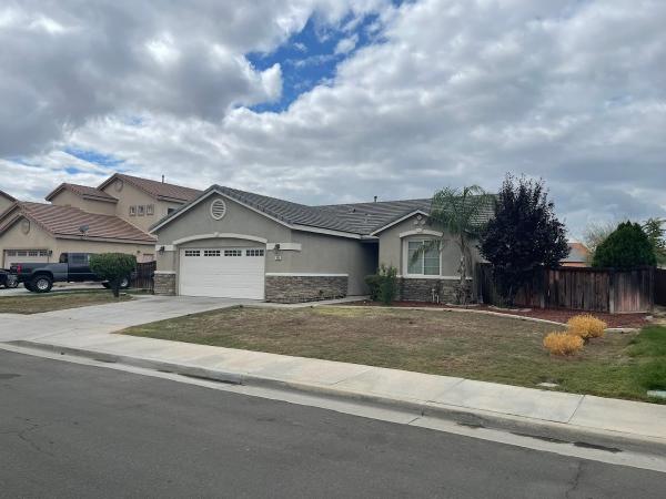 Adrian and Maricruz Piecho • Beechwood Realty
