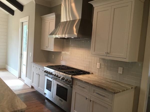 Phoenix Custom Cabinetry Llc