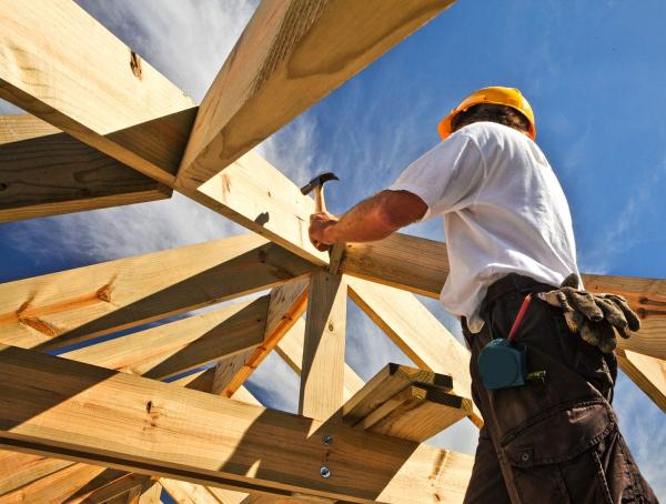 Maverick Roofing and Exteriors LLC