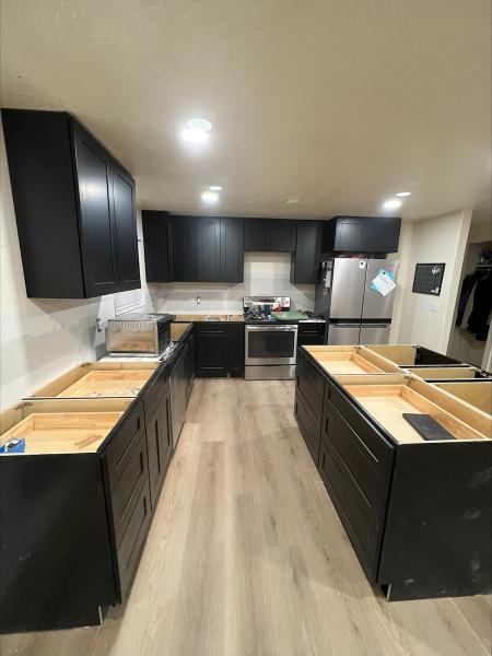 Ready To Ship Cabinets