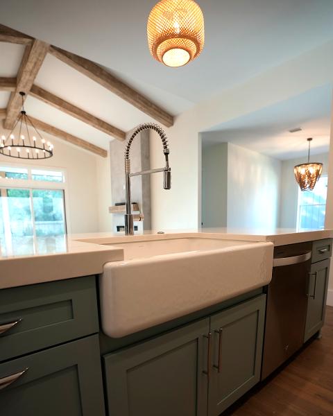 Destack Countertops