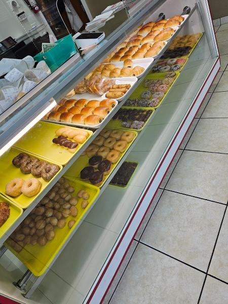 Super Donuts