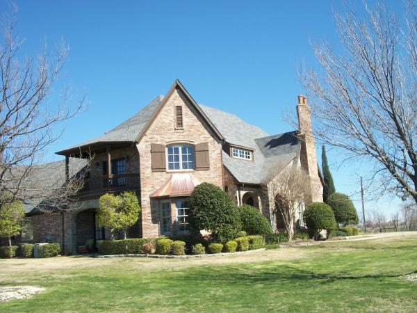 Swan Roofing LLC