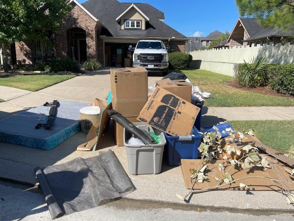 Speedy Recycle Junk Removal