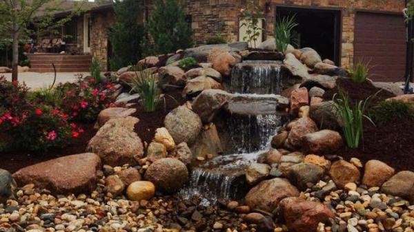 Woodys Lawn and Landscape