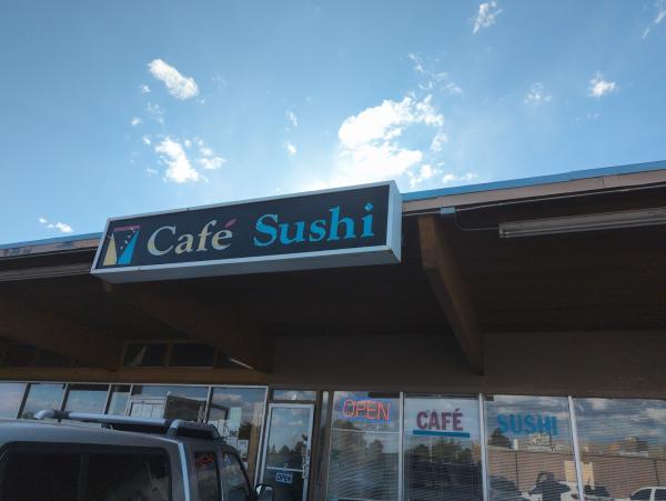 Cafe Sushi