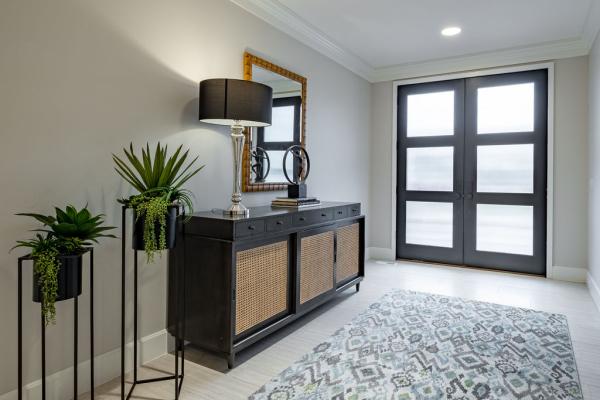 Interior Gilt Home Staging & Prop House