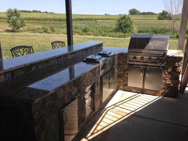 Midwest Walls & Landscape