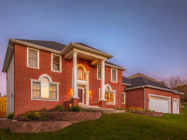 Vibrant Realty