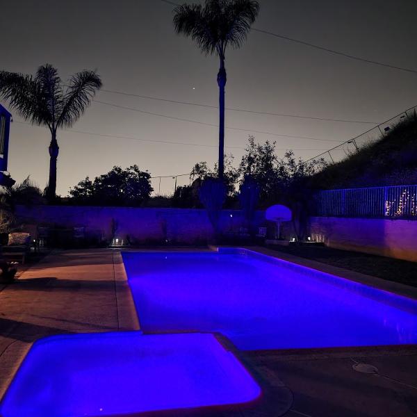 Blue Paradise Custom Pools Inc
