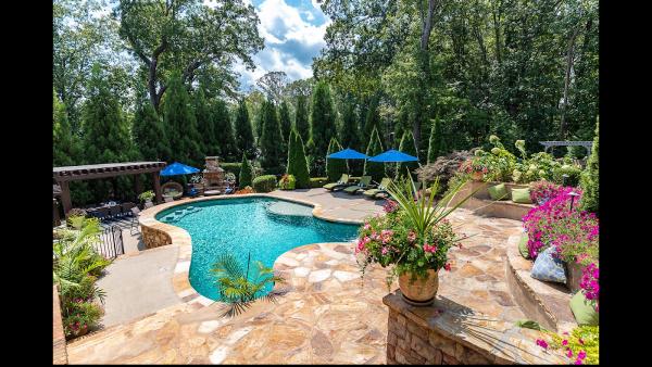 Peach State Pool Service & Builders