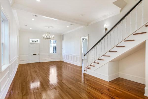 Huey's Floors LLC
