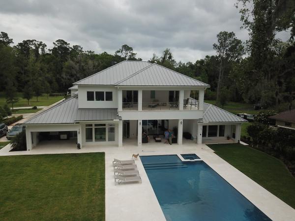 Superior Design Pools and Spas Inc.