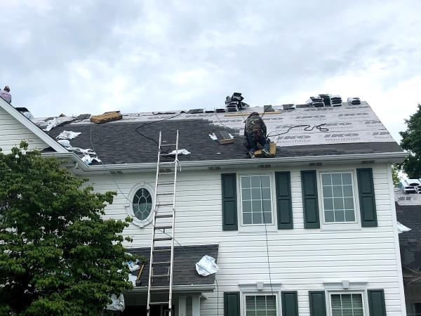 Zeke & Son Roofing & Siding