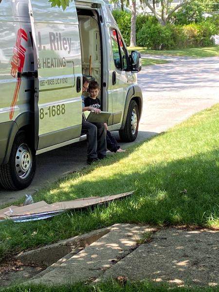 William J. Riley Plumbing & Heating Co Inc