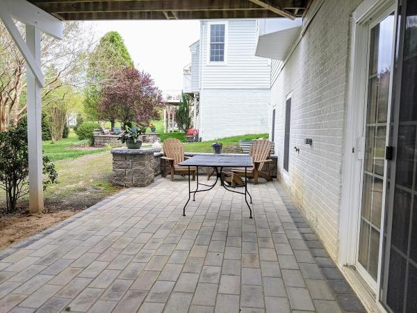 Custom Gardens LLC