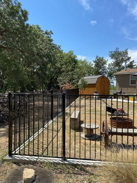 Byard Fence and Construction