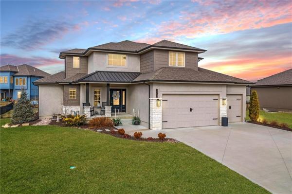 Charboneau Lorance Real Estate Group